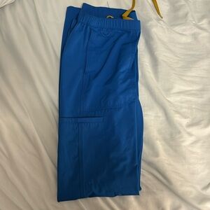 Full set Carhartt Scrubs. Size Small.